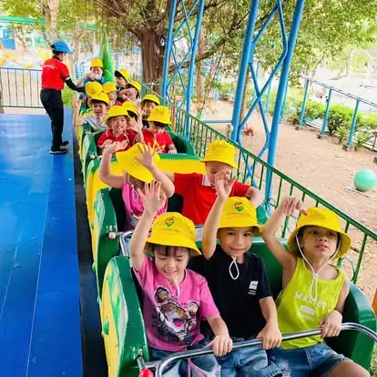 TRƯỜNG MẦM NON DUY NHẬT TÂN