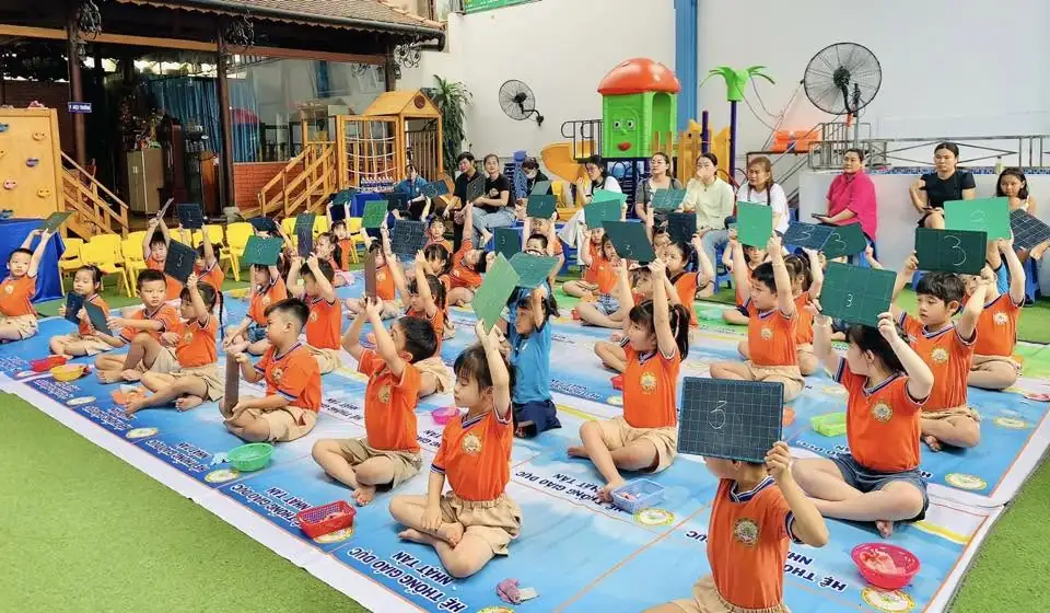 TRƯỜNG MẦM NON DUY NHẬT TÂN