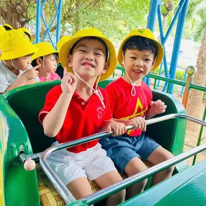 TRƯỜNG MẦM NON DUY NHẬT TÂN
